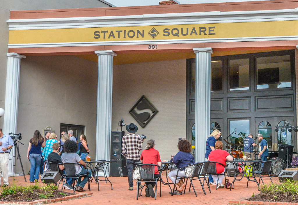 Station Square logo