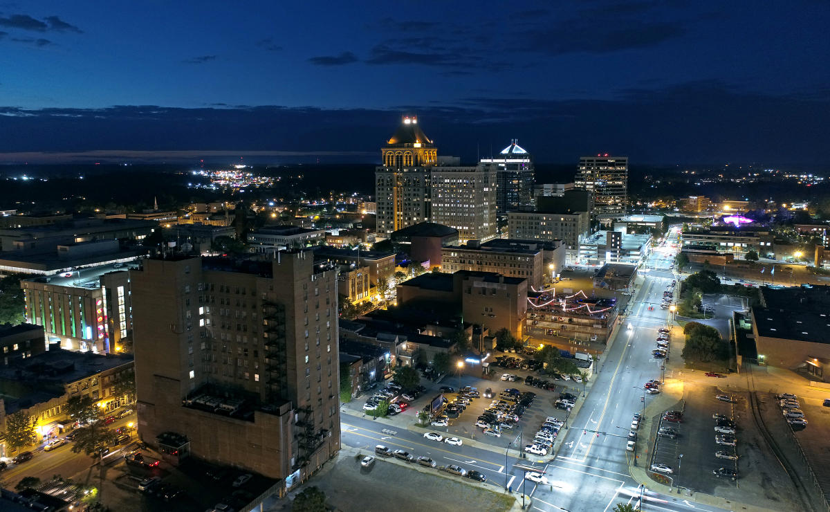 Downtown Greensboro INC logo